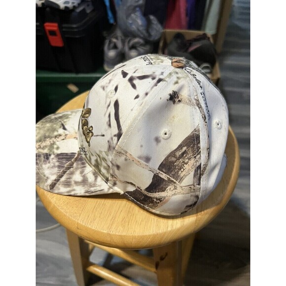 Cabela's Snow Camo Tundra Snapback Trucker Hat Cap Adjustable - Picture 2 of 7